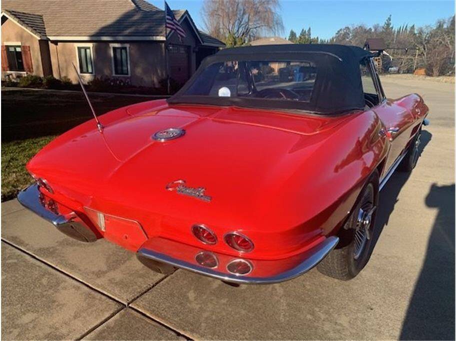 Chevrolet-Corvette-1963-19