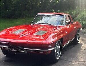 Chevrolet-Corvette-1963-25