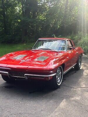 Chevrolet-Corvette-1963-25