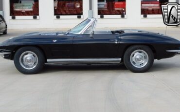 Chevrolet-Corvette-1964-Black-Black-67023-8