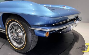 Chevrolet-Corvette-1965-blue-148252-1