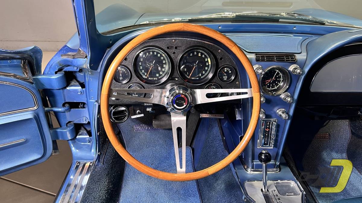 Chevrolet-Corvette-1965-blue-148252-14