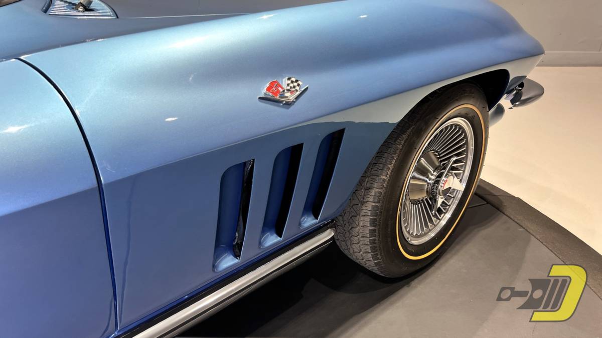 Chevrolet-Corvette-1965-blue-148252-2