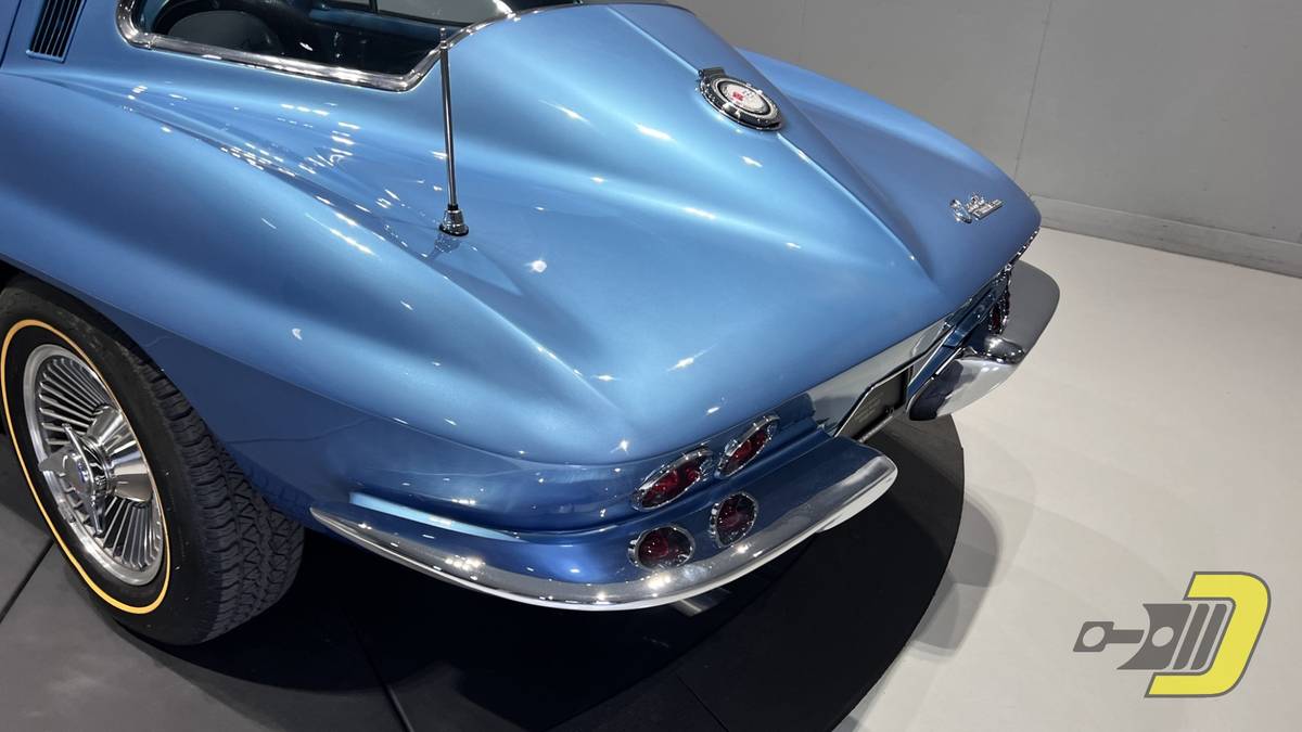 Chevrolet-Corvette-1965-blue-148252-5