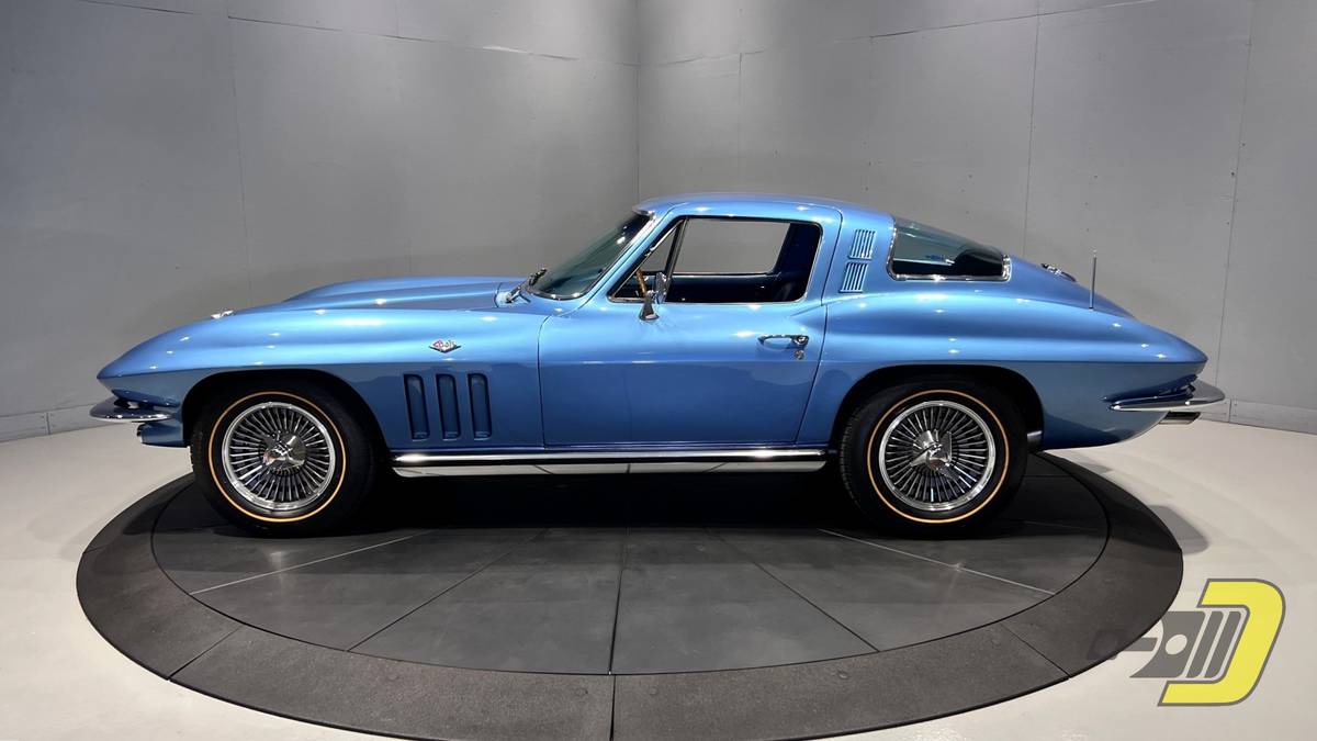 Chevrolet-Corvette-1965-blue-148252-8