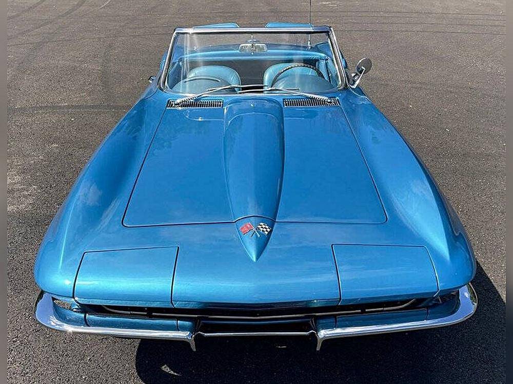 Chevrolet-Corvette-1965-custom-119091-13