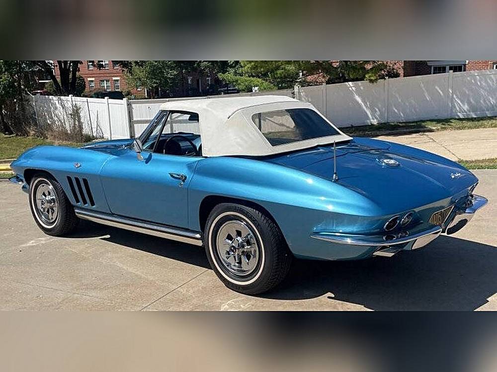 Chevrolet-Corvette-1965-custom-119091-20