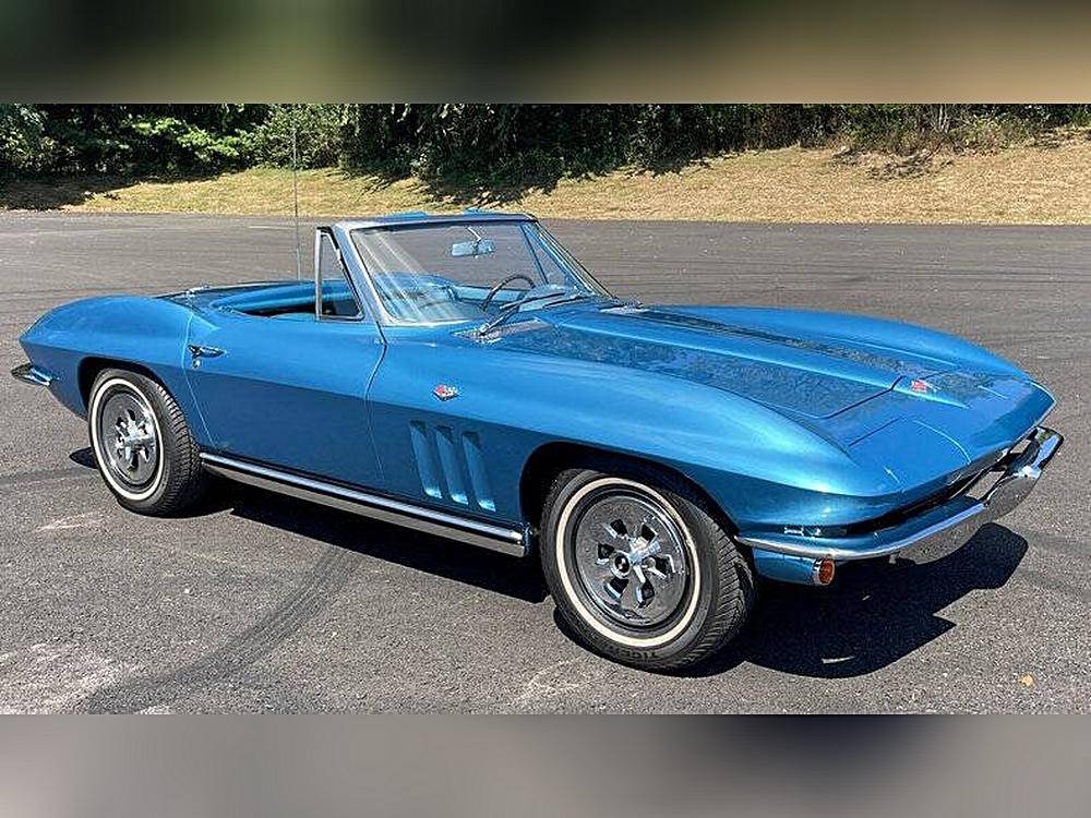 Chevrolet-Corvette-1965-custom-119091