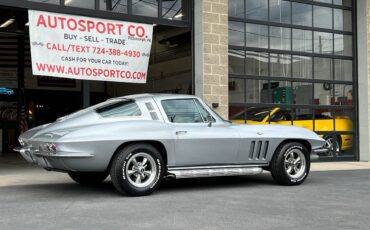 Chevrolet-Corvette-1965-silver-18515-2