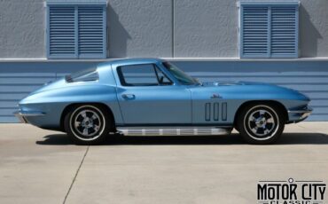 Chevrolet-Corvette-1966-Blue-Blue-0-1