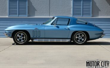 Chevrolet-Corvette-1966-Blue-Blue-0-5