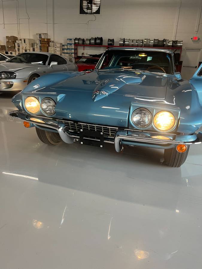 Chevrolet-Corvette-1966-blue-483-12