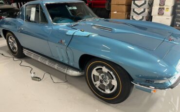 Chevrolet-Corvette-1966-blue-483-17