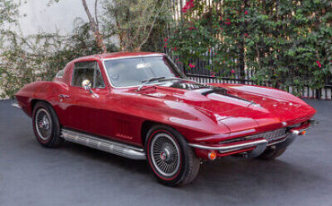 Chevrolet-Corvette-1967-Burgundy-Other-Color-0-3