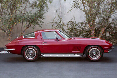 Chevrolet-Corvette-1967-Burgundy-Other-Color-0-4