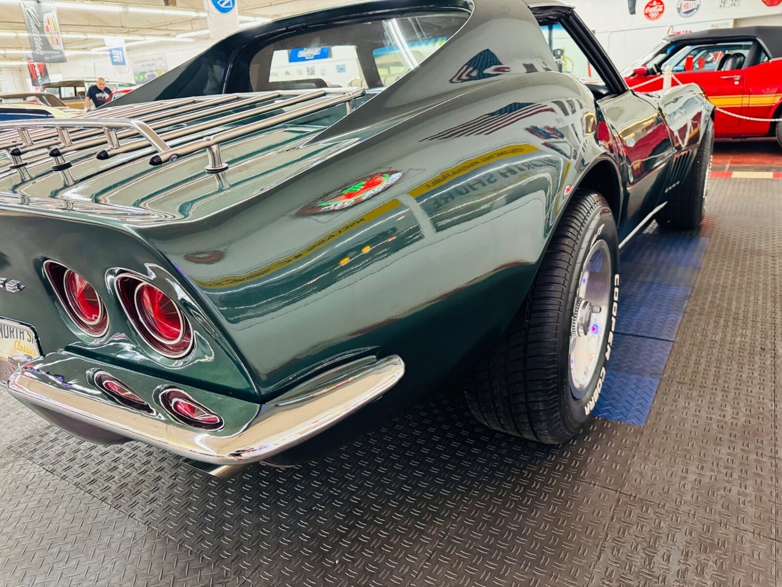 Chevrolet-Corvette-1968-27