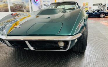 Chevrolet-Corvette-1968-8