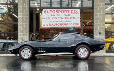 Chevrolet-Corvette-1968-Black-Red-66587-11