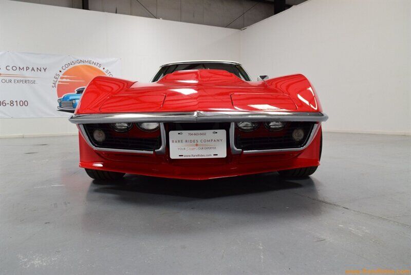 Chevrolet-Corvette-1968-Red-Black-144498-8