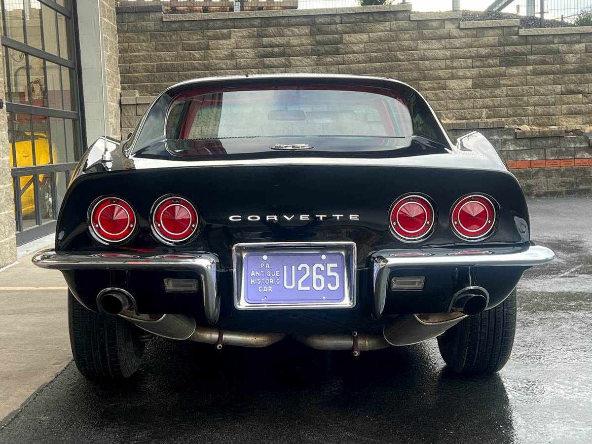 Chevrolet-Corvette-1968-black-66788-3