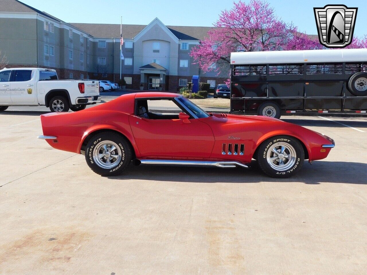 Chevrolet-Corvette-1969-3