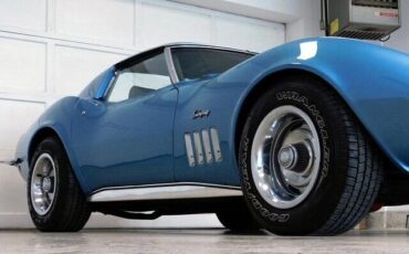 Chevrolet-Corvette-1969-9