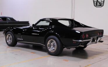 Chevrolet-Corvette-1969-Black-Black-51745-3