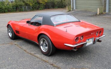 Chevrolet-Corvette-1969-Monza-Red-69556-2