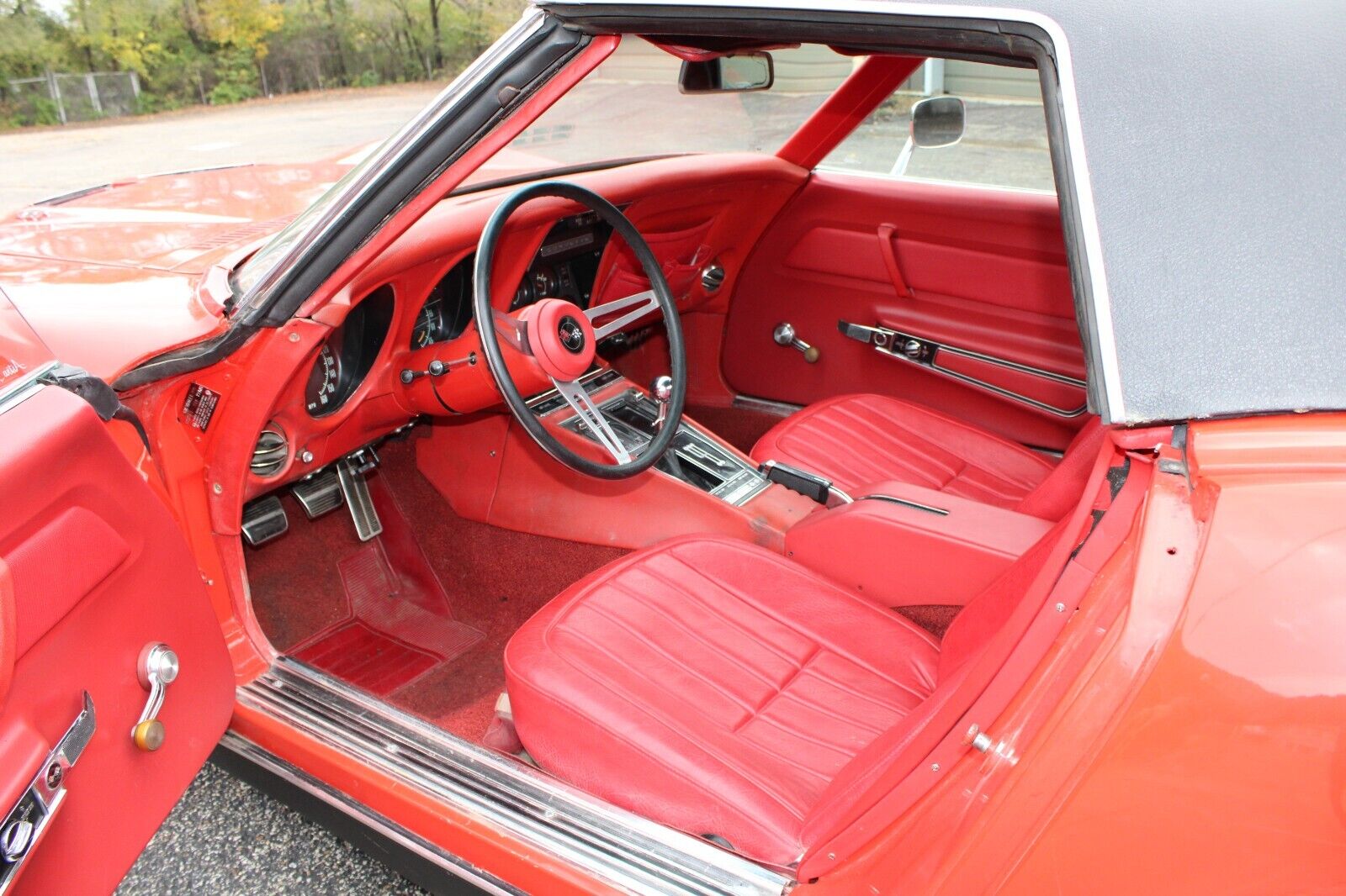 Chevrolet-Corvette-1969-Monza-Red-69556-8