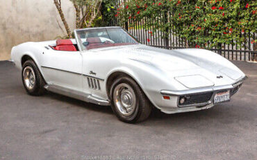 Chevrolet-Corvette-1969-Silver-Other-Color-0-2