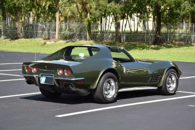 Chevrolet-Corvette-1970-Green-Green-89415-3