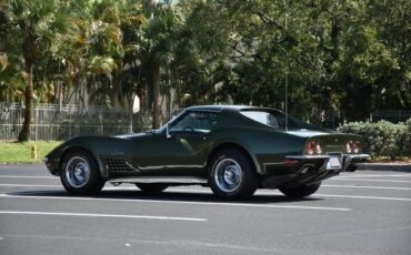 Chevrolet-Corvette-1970-Green-Green-89415-6