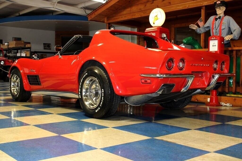 Chevrolet-Corvette-1970-Red-Black-0-4