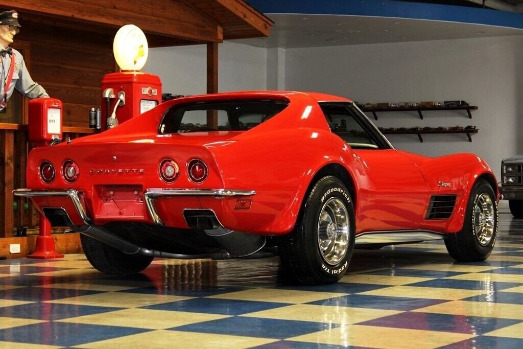 Chevrolet-Corvette-1970-Red-Black-0-9