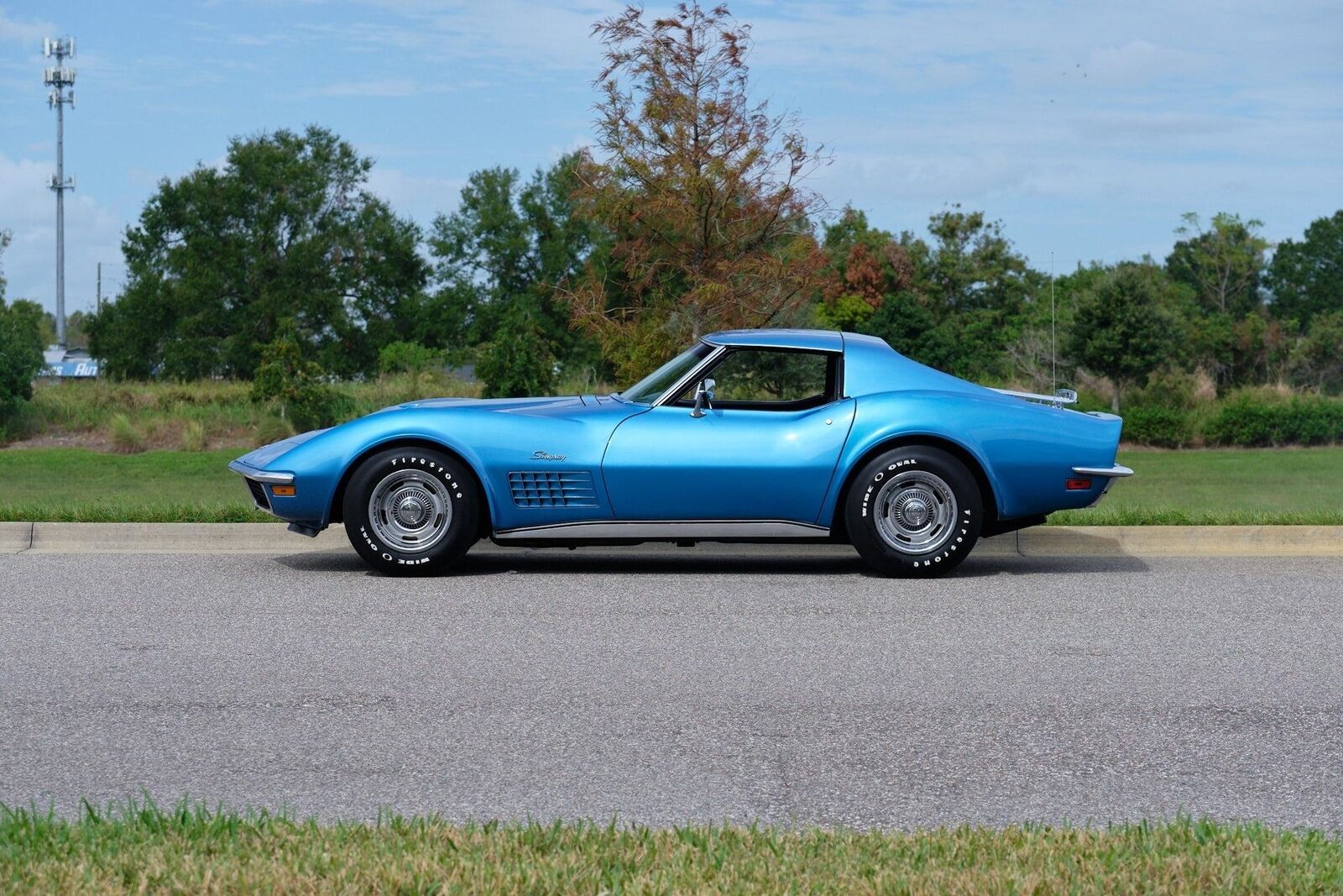 Chevrolet-Corvette-1971-1