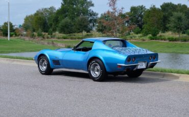 Chevrolet-Corvette-1971-3