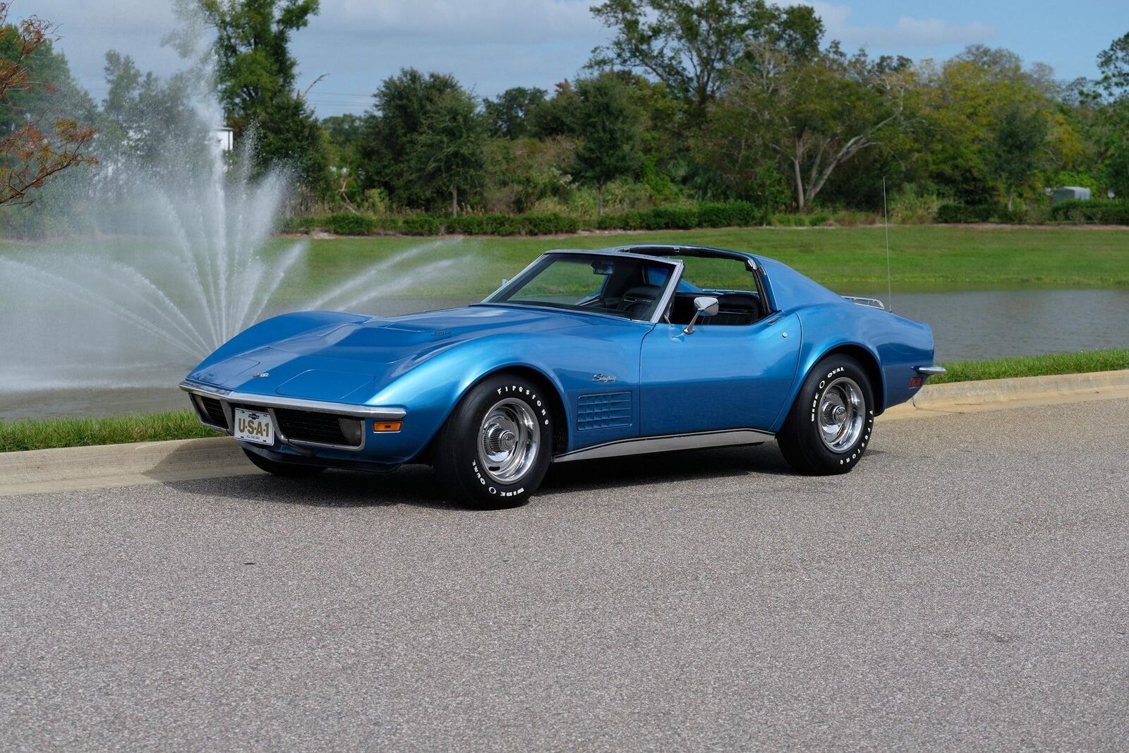 Chevrolet-Corvette-1971-9