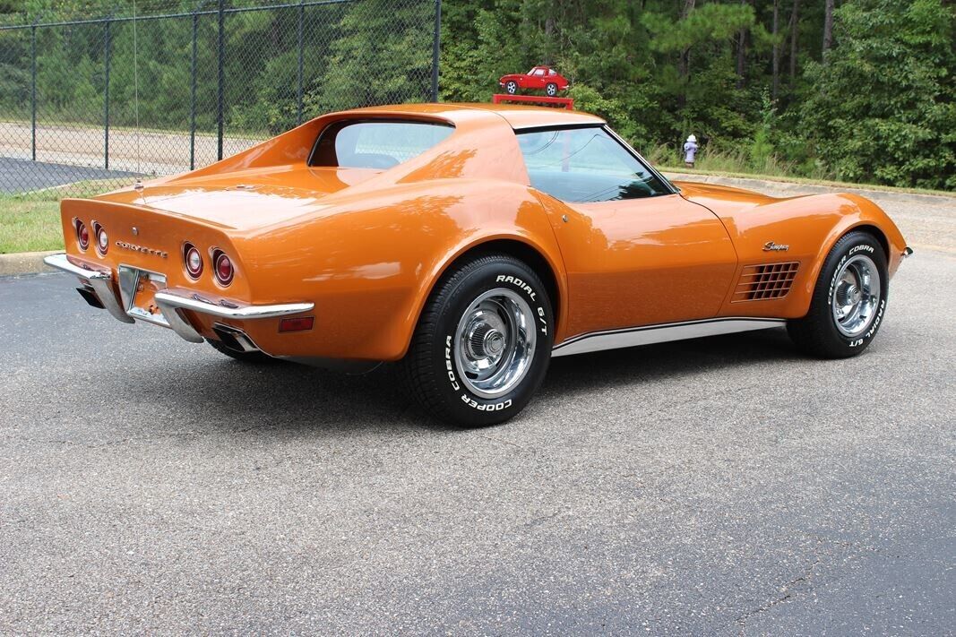 Chevrolet-Corvette-1972-10