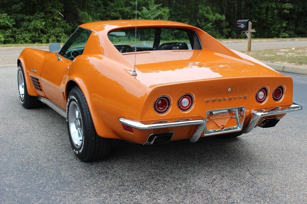 Chevrolet-Corvette-1972-11