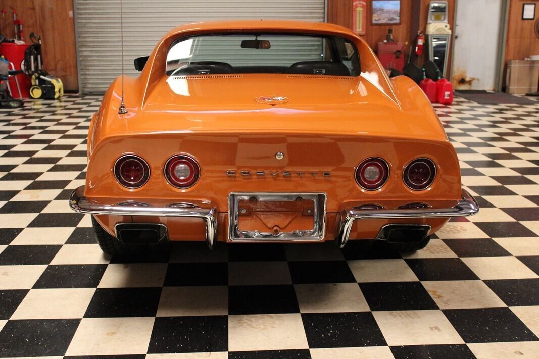 Chevrolet-Corvette-1972-4