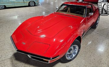 Chevrolet-Corvette-1972-Red-Tan-4973-2