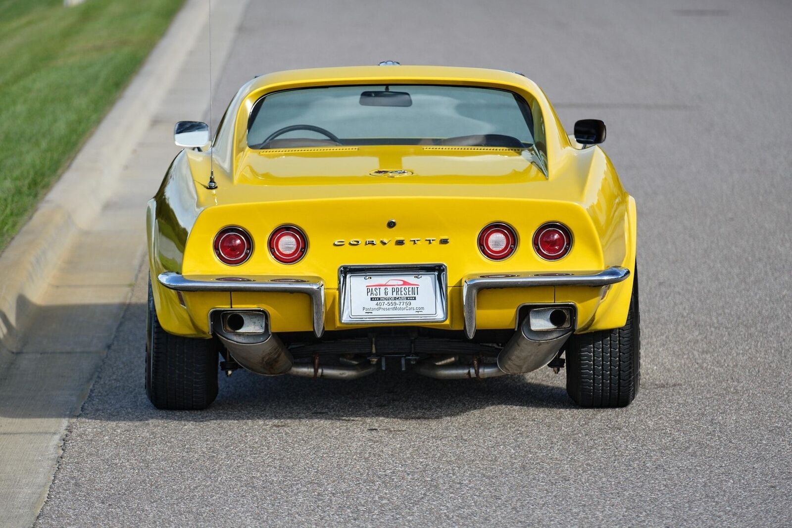 Chevrolet-Corvette-1972-Yellow-Tan-9825-4