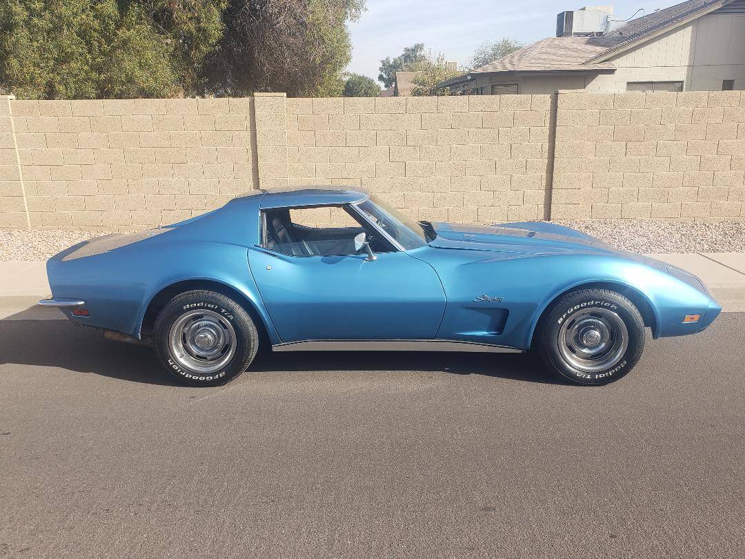 Chevrolet-Corvette-1973-172199-1