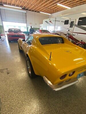 Chevrolet-Corvette-1973-Yellow-75156-2