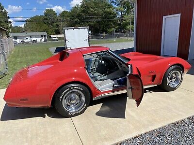 Chevrolet-Corvette-1974-Red-48771-3