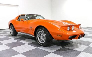 Chevrolet-Corvette-1976-orange-1624-1