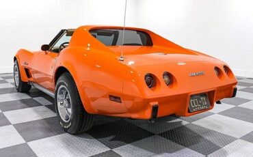 Chevrolet-Corvette-1976-orange-1624-5