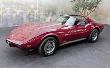 Chevrolet-Corvette-1977-8