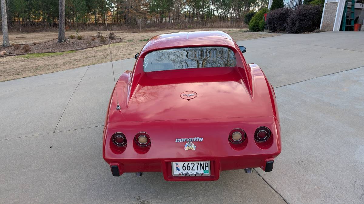 Chevrolet-Corvette-1977-red-166205-3