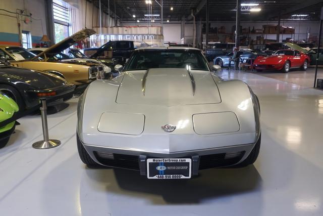 Chevrolet-Corvette-1978-Silver-Black-46917-6